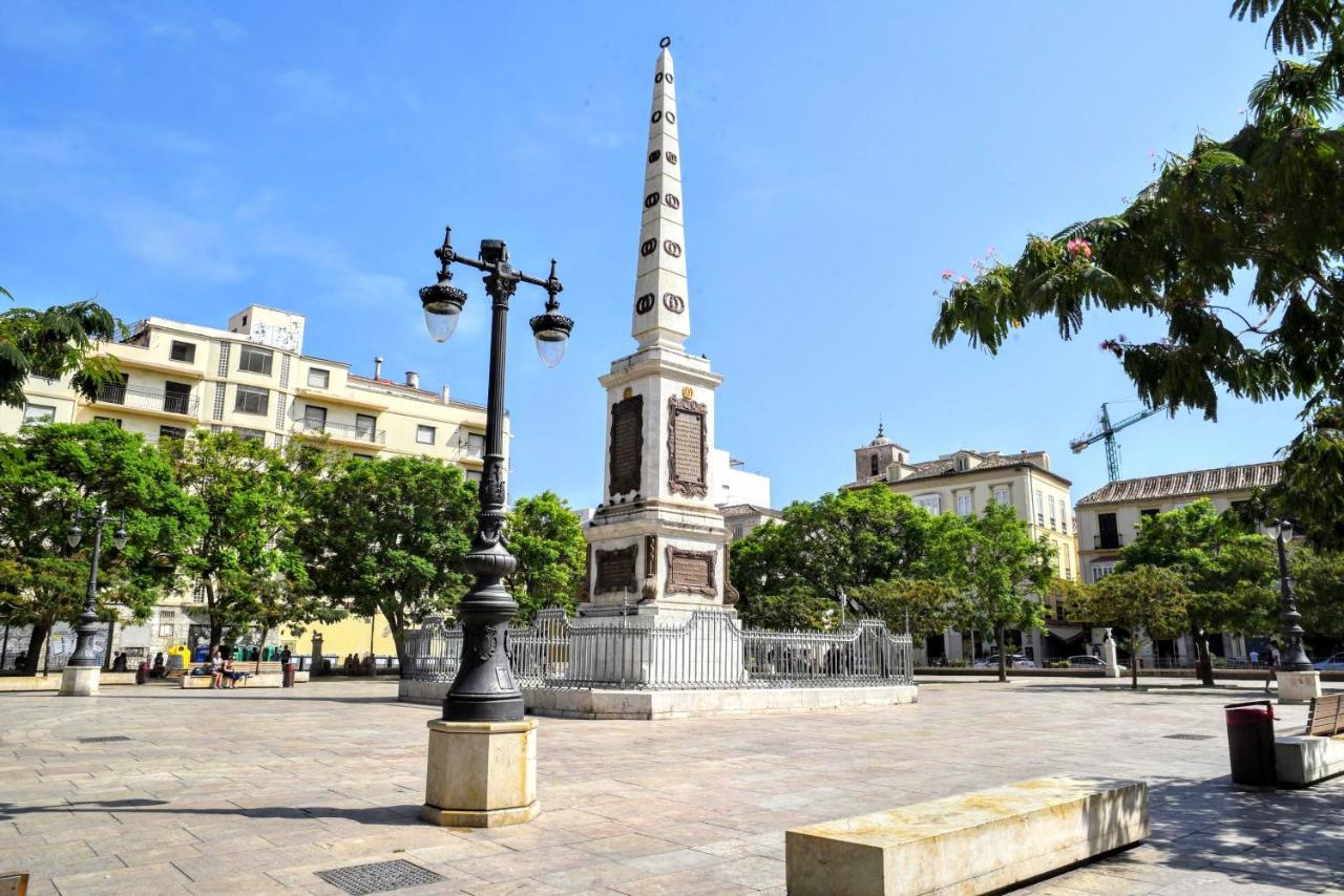 Homely Malaga San Juan De Letran Plaza De La Merced المظهر الخارجي الصورة