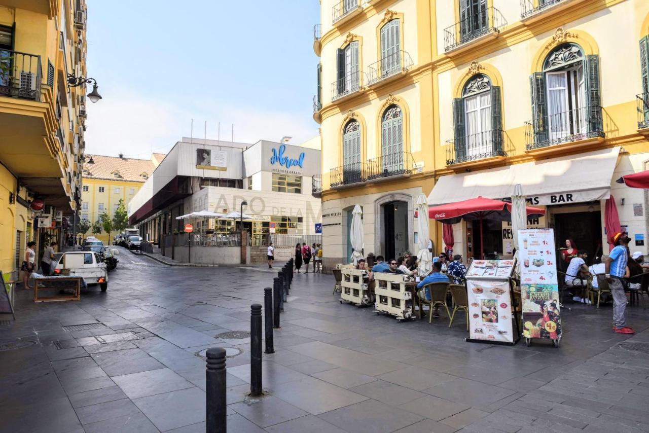 Homely Malaga San Juan De Letran Plaza De La Merced المظهر الخارجي الصورة